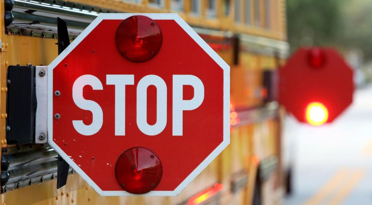 在國外，這些交通規(guī)則讓人哭笑不得!